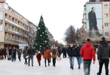 MLADI KOSOVA – GRAĐANI NAPUŠTAJU ZEMLJU