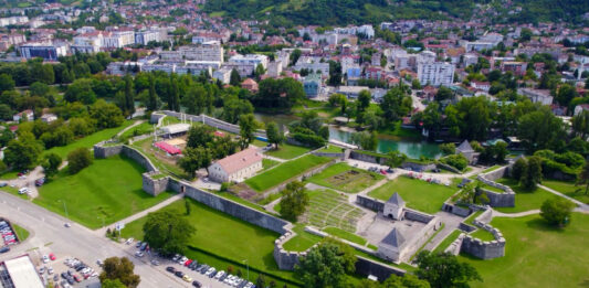 ULAŽEŠ MARKU DOBIJEŠ DVIJE